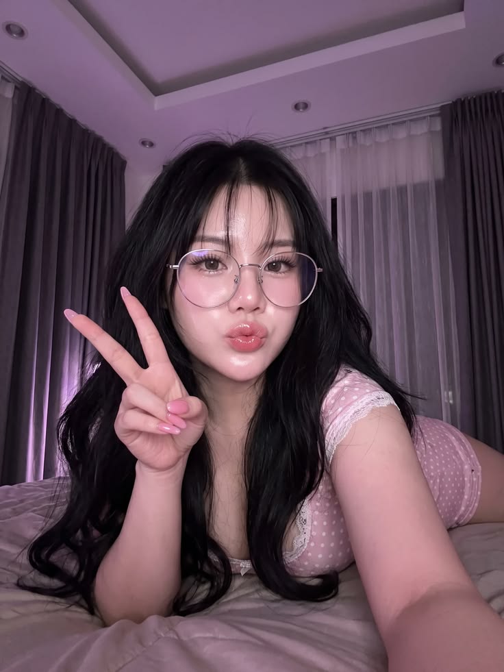 DEWI11 Ketertarikan Pada Game Online Kadang Muncul Dari Hal Yang Sederhana